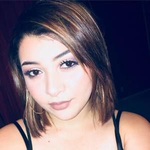 Meet your Posher, Lizbeth